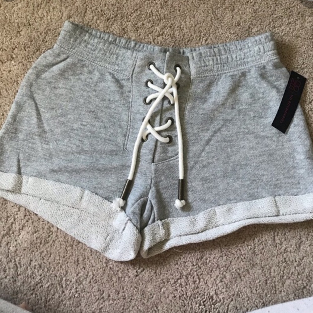 🔴LAST CHANCE 🔴
 NWT XS no boundaries lace up shorts
